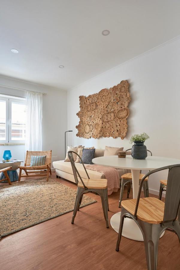 Belem Light Filled Apt With Patio, By Timecooler Lizbona Zewnętrze zdjęcie