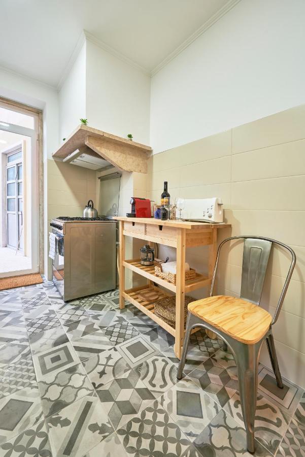 Belem Light Filled Apt With Patio, By Timecooler Lizbona Zewnętrze zdjęcie